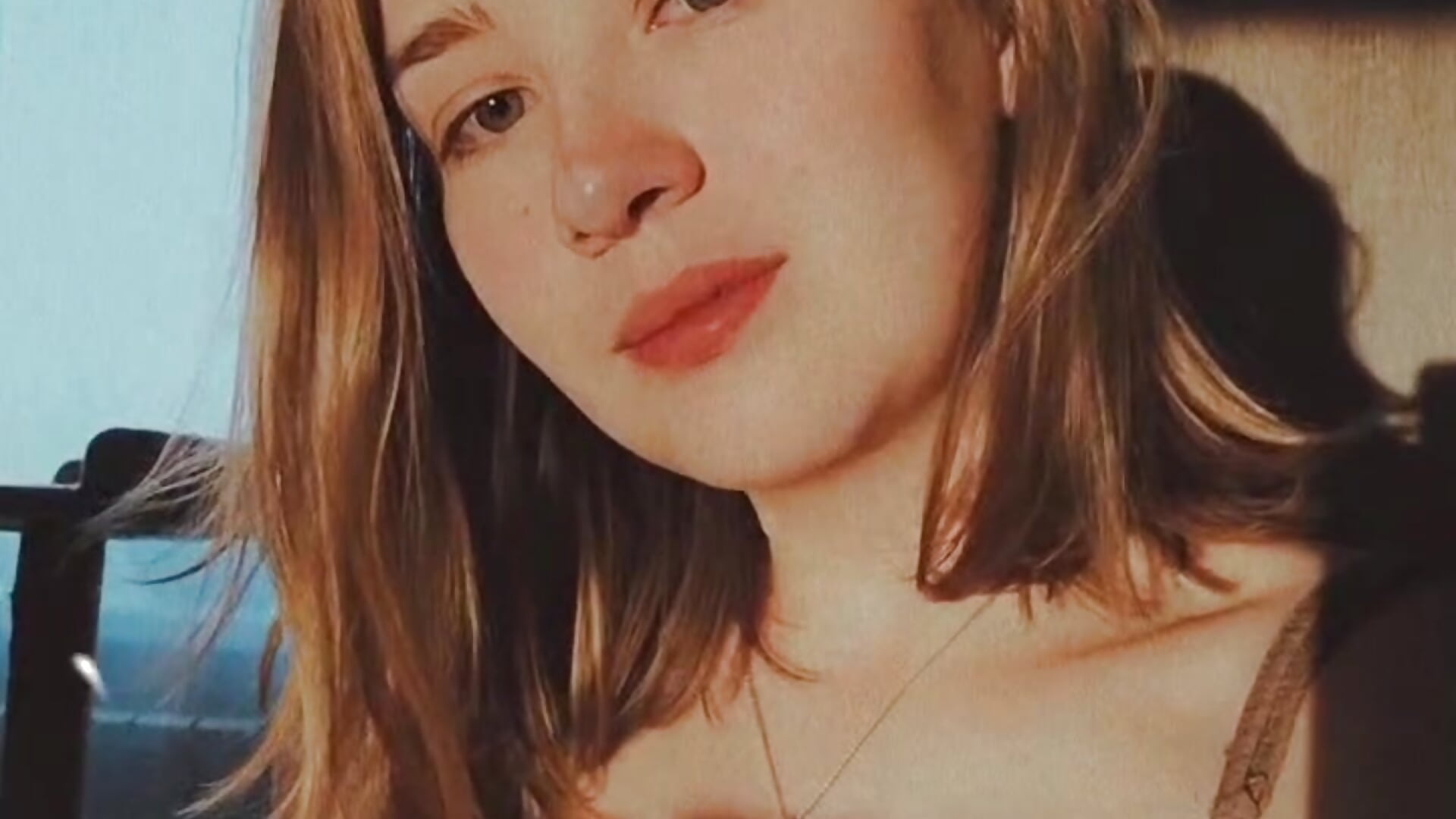 Sunny – video af DarleenWarrior cam-model
