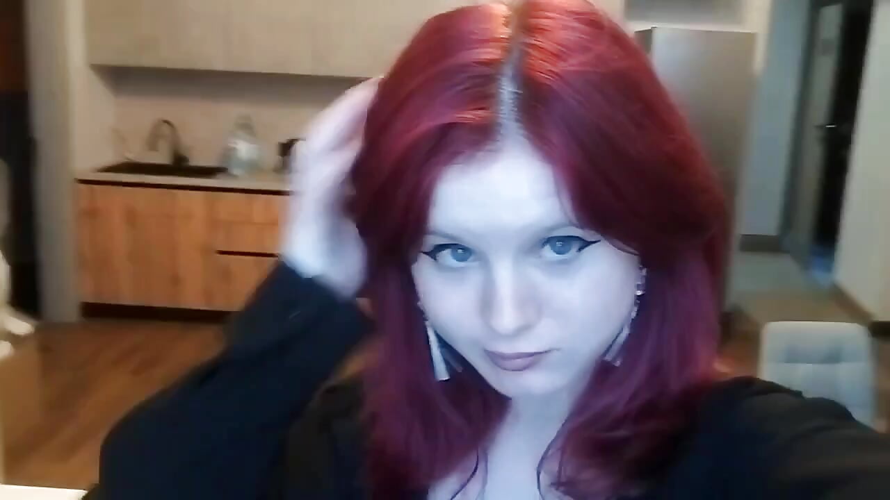 HI everyone! Kiss you😘 – video od webkamerové modelky Fox__Cute