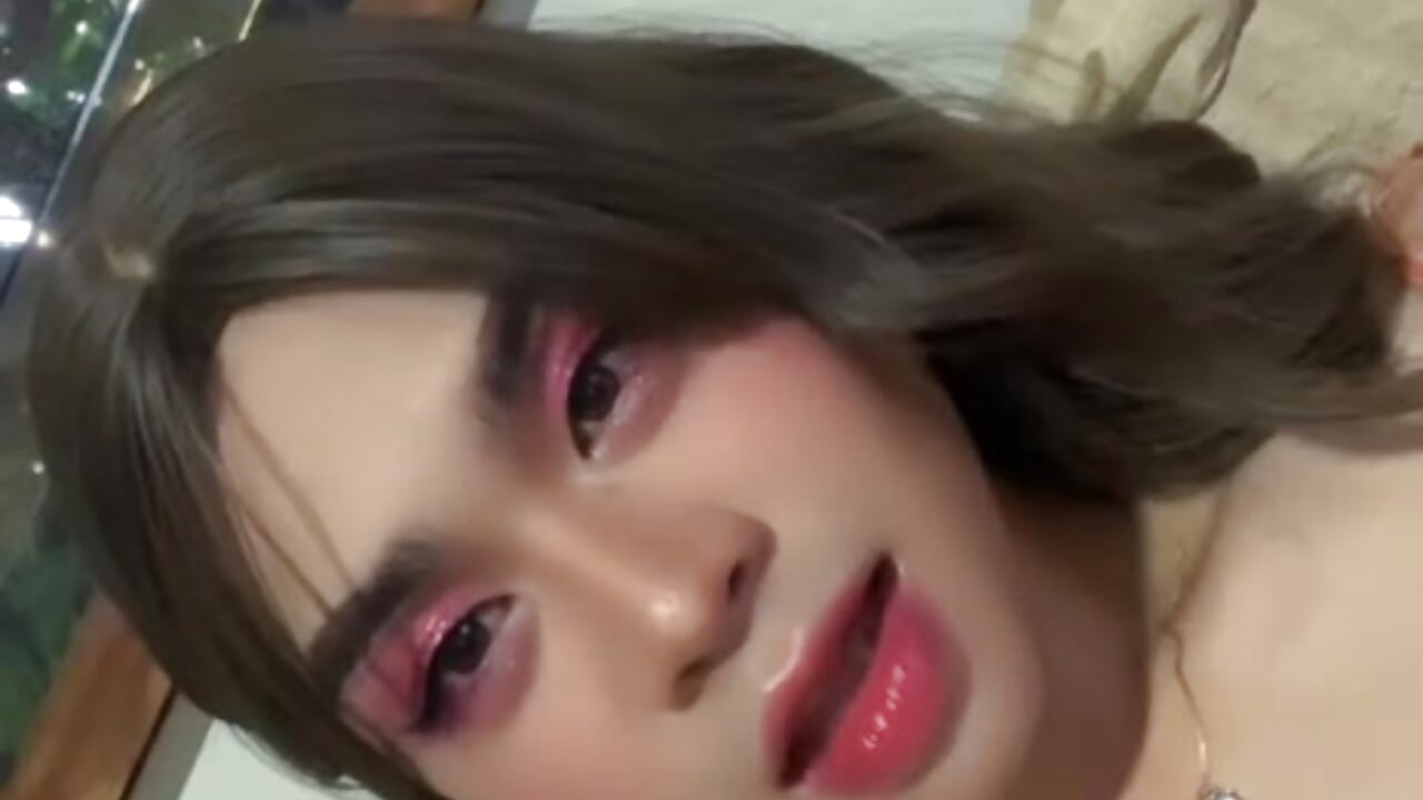 Gorgeous on pink - clip cu Horny_HoneyX model videochat