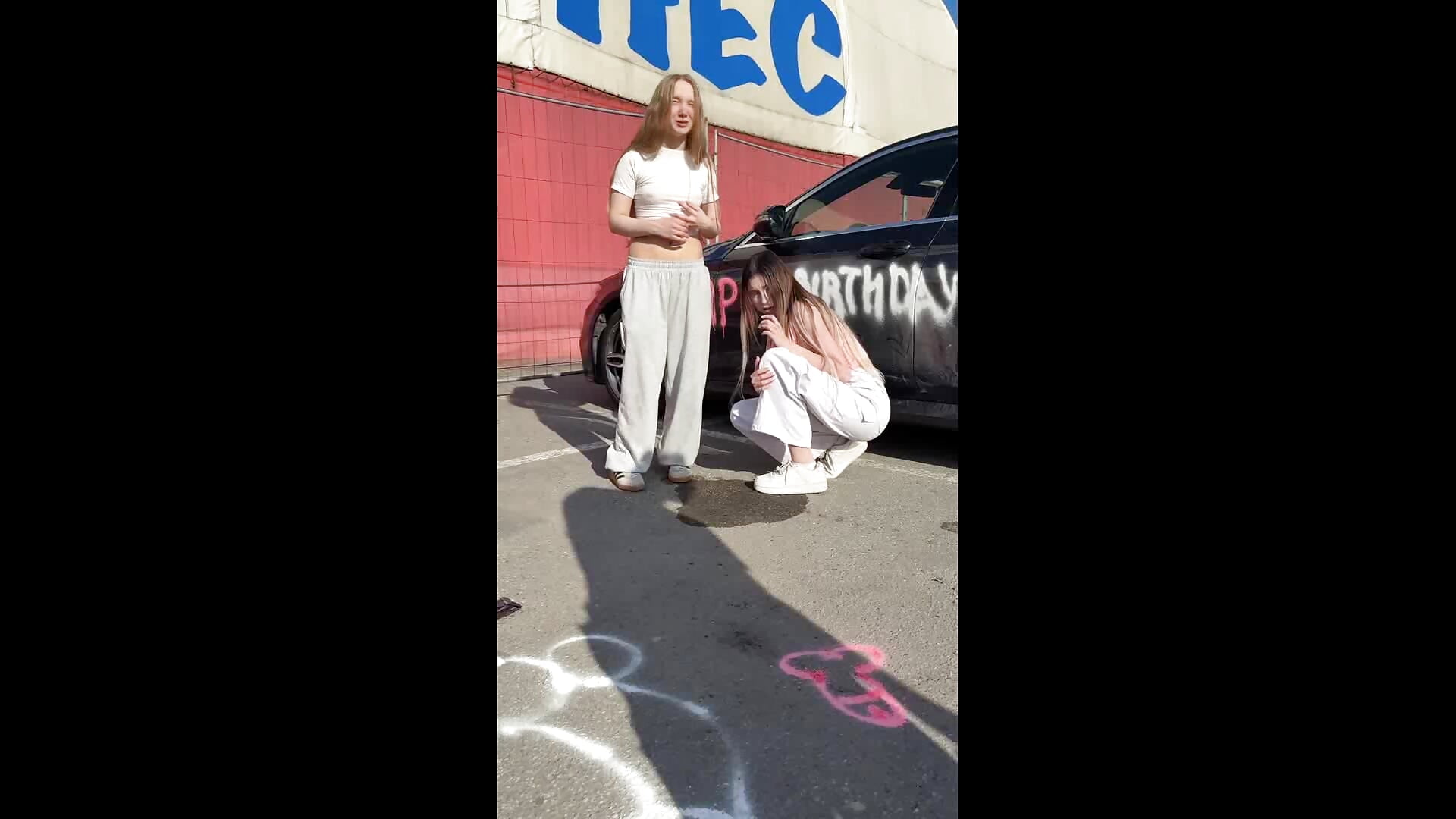 Lulu and Nancy: Stranger catch us near his car which we graffitiing 🤪 - video by nancy_chancy cam model