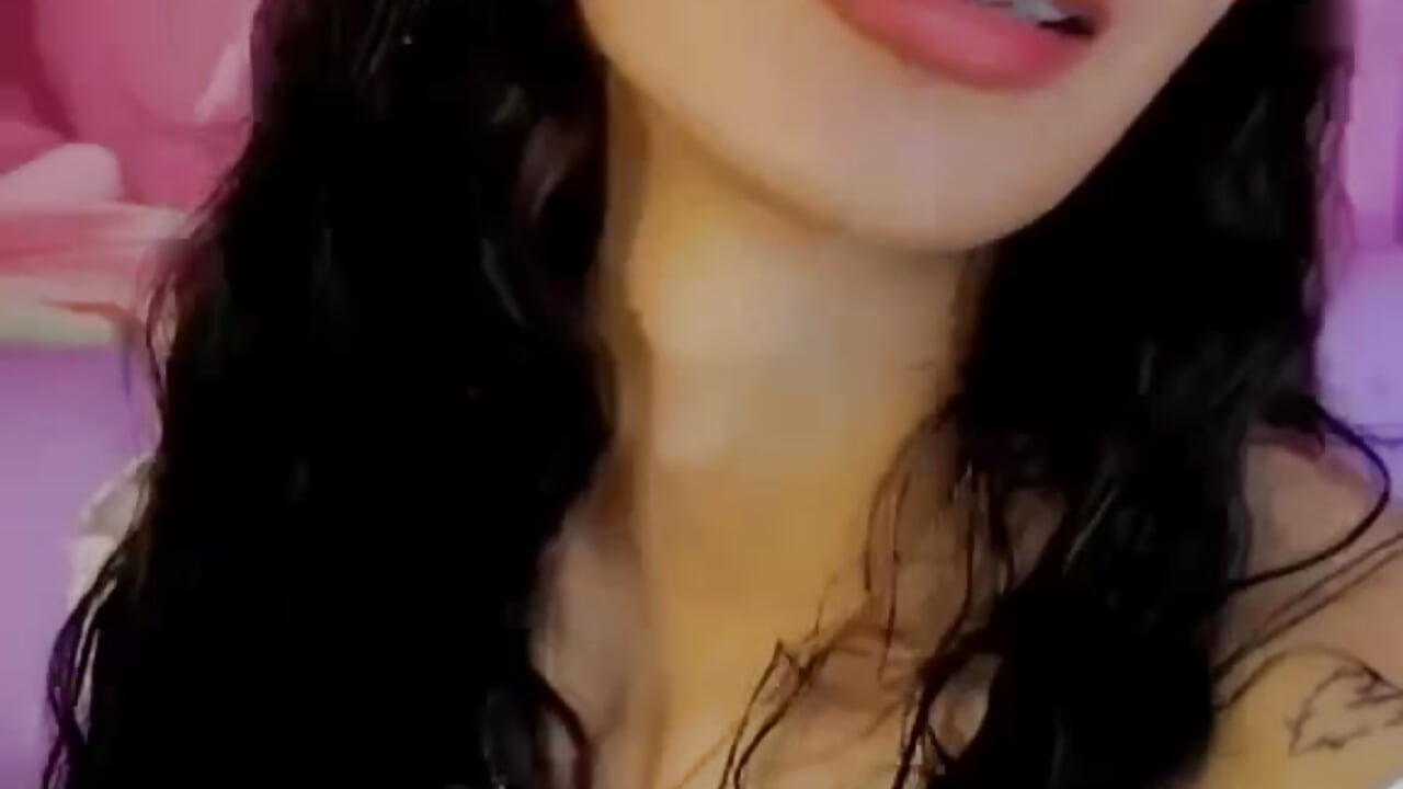 🌸 – video od webkamerové modelky Siena_sofia