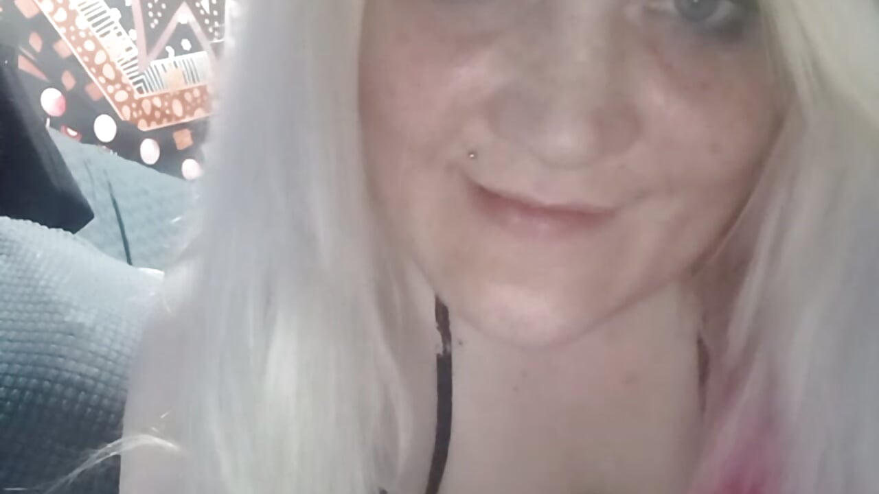 Sorridi! Sei speciale. – video od webkamerové modelky laFinlandese