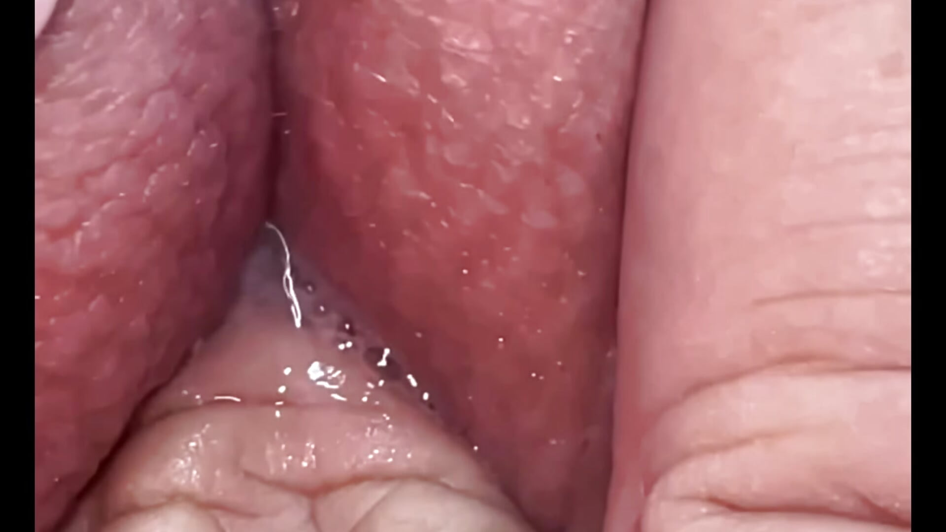 Sticky finger💦 - video oleh model kamera GeldenKuy