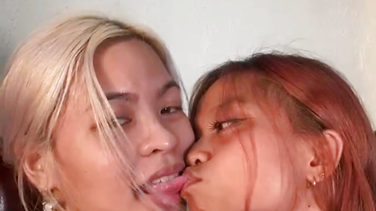 Me and Tina_Slick – video af thetinyfilipina cam-model