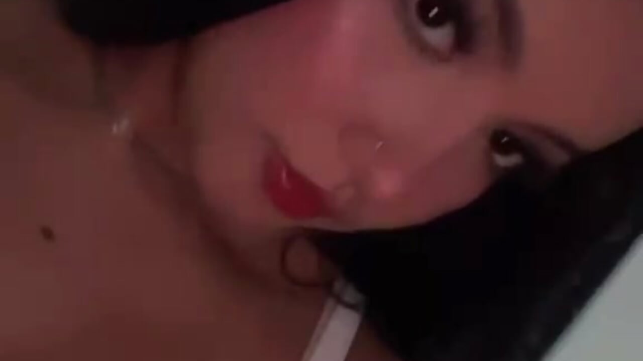 💋