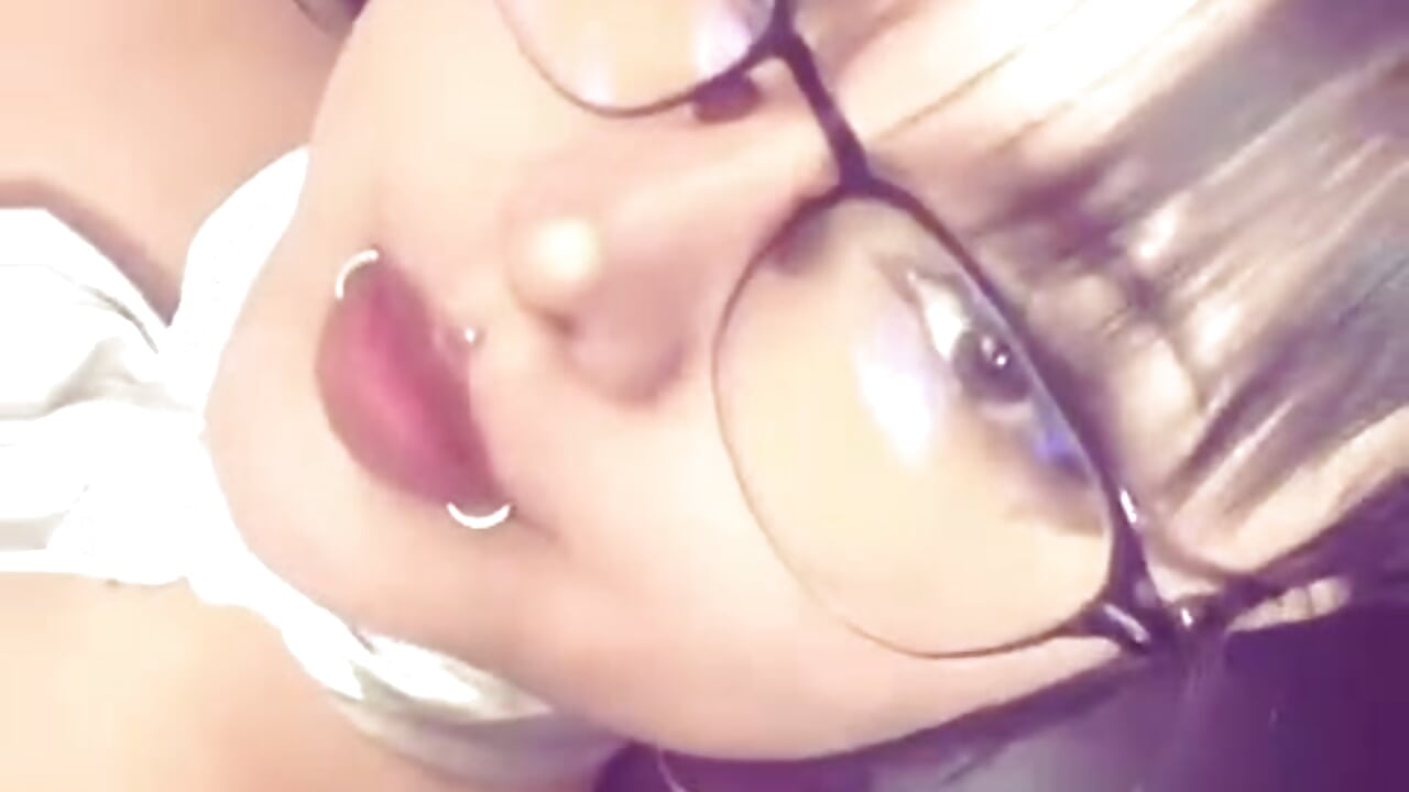 Piercing - video oleh sadeline
