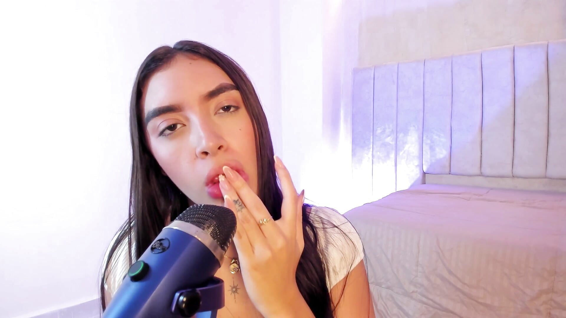 🎙️ Sensual ASMR and Intimate Atmosphere 🤤 - video by MiaRossee- cam model