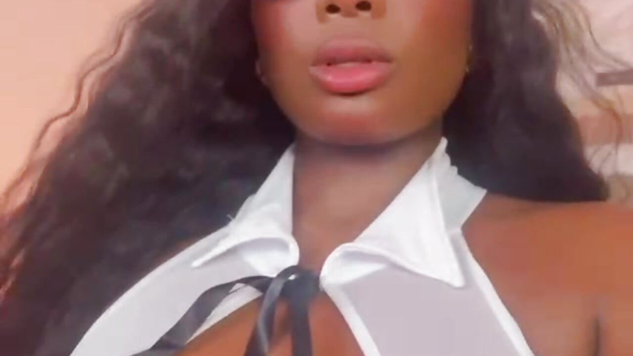 Sexy student🔥 - huge_boobs_ebony_ 캠 모델의 동영상