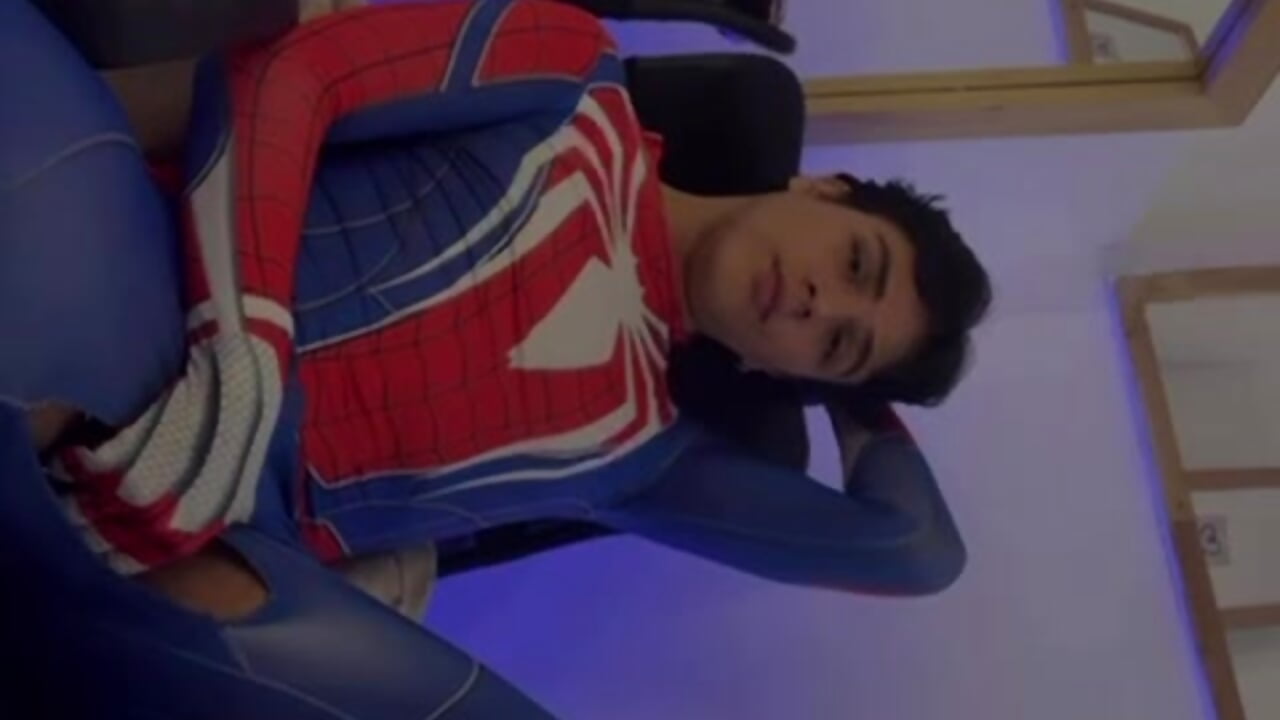 SpiderMan🕷️ - 視頻由 cam_suaza 主播提供