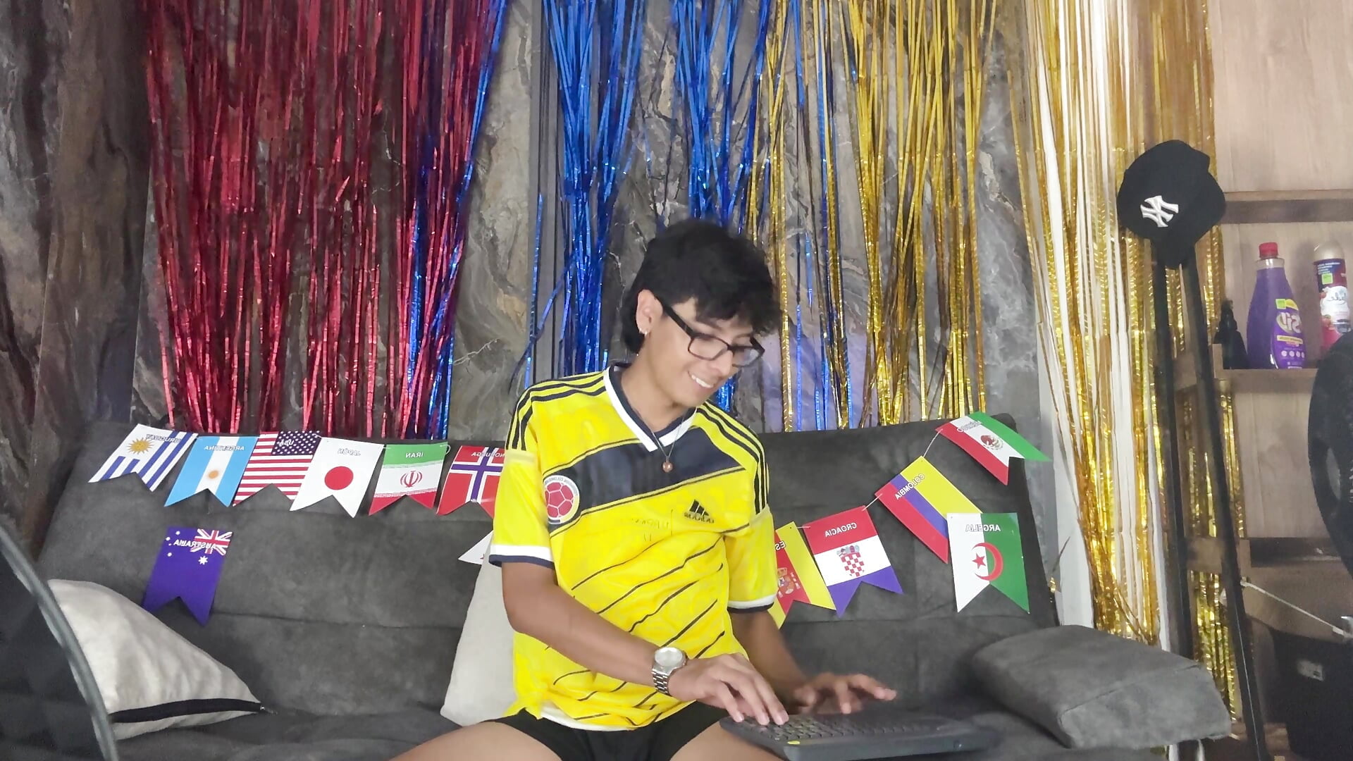 Vídeo  5827 de modelo de vídeos Noha_King – em alta