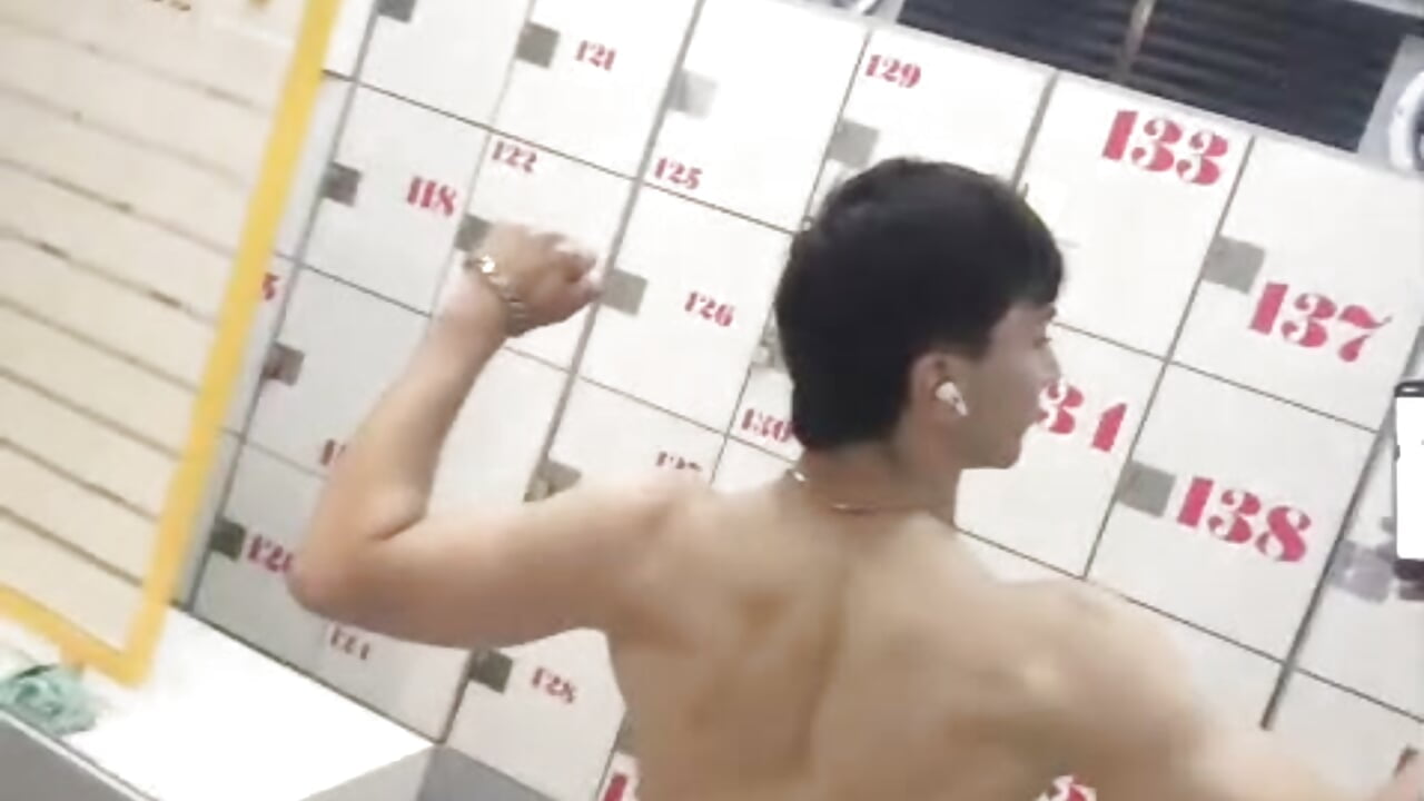 solito en el gim - video by liam18xxx cam model