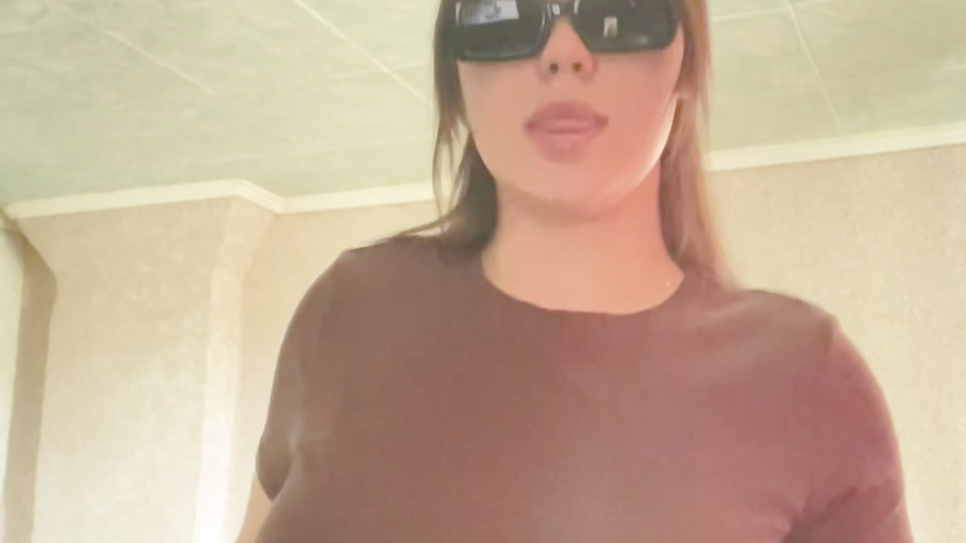 🌸 – video af Bettie_Toni cam-model