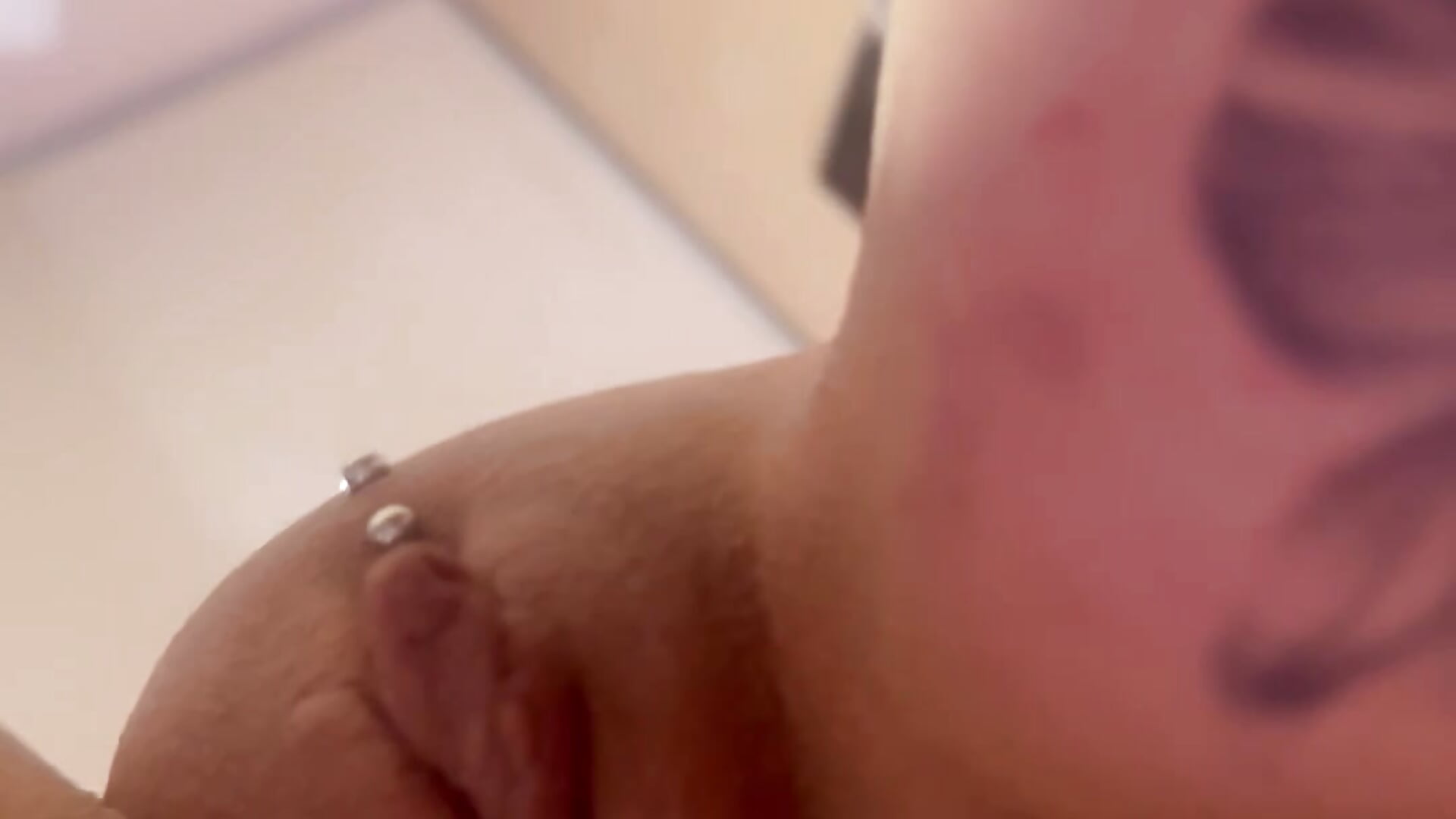 My peach - clip cu xLexi model videochat