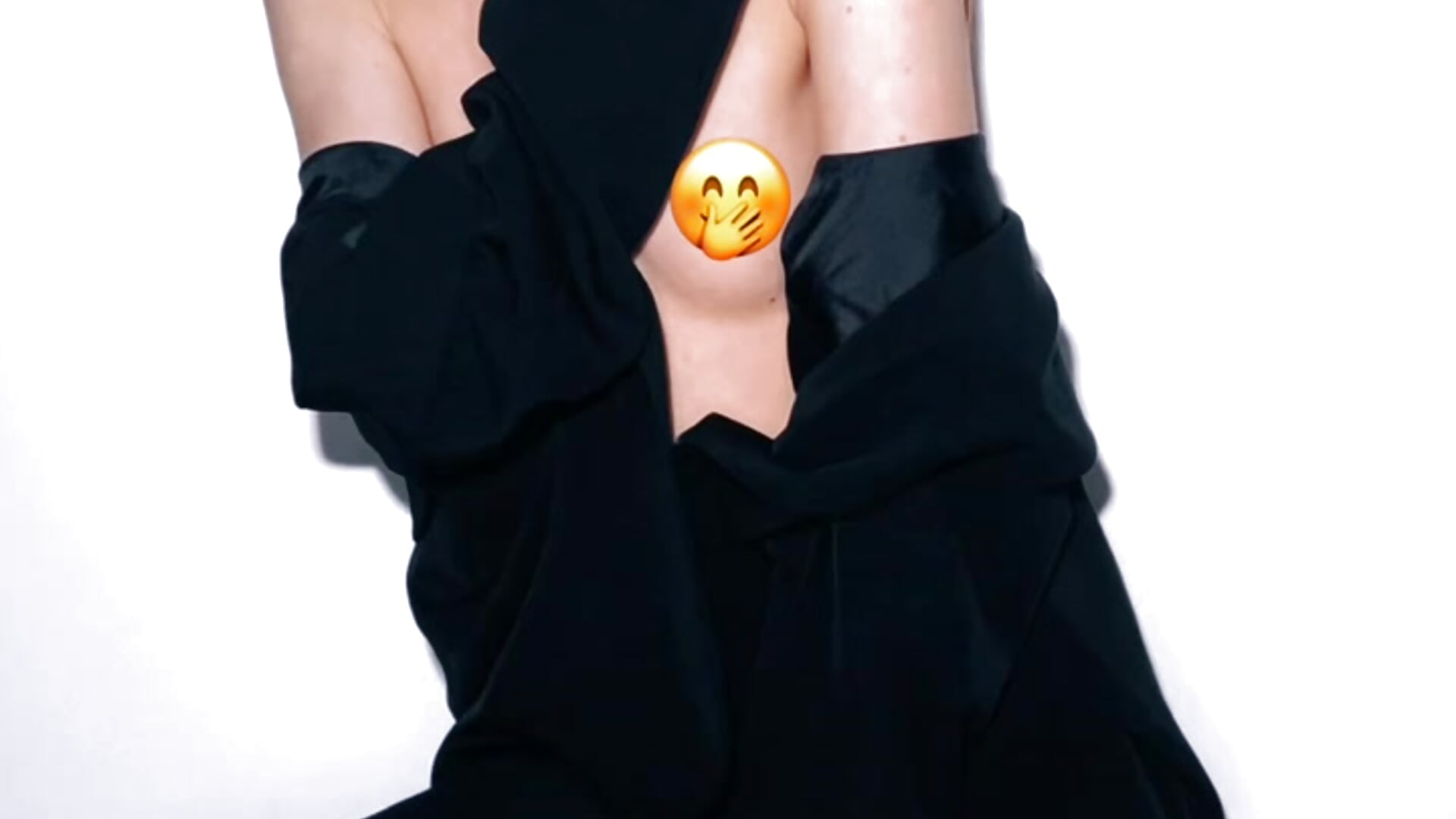 💗 - clip cu NicolSkye model videochat
