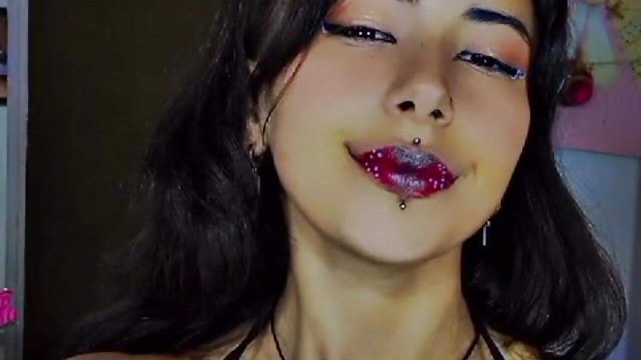 Lets get to play now😉 - video by Camiila__1 cam model