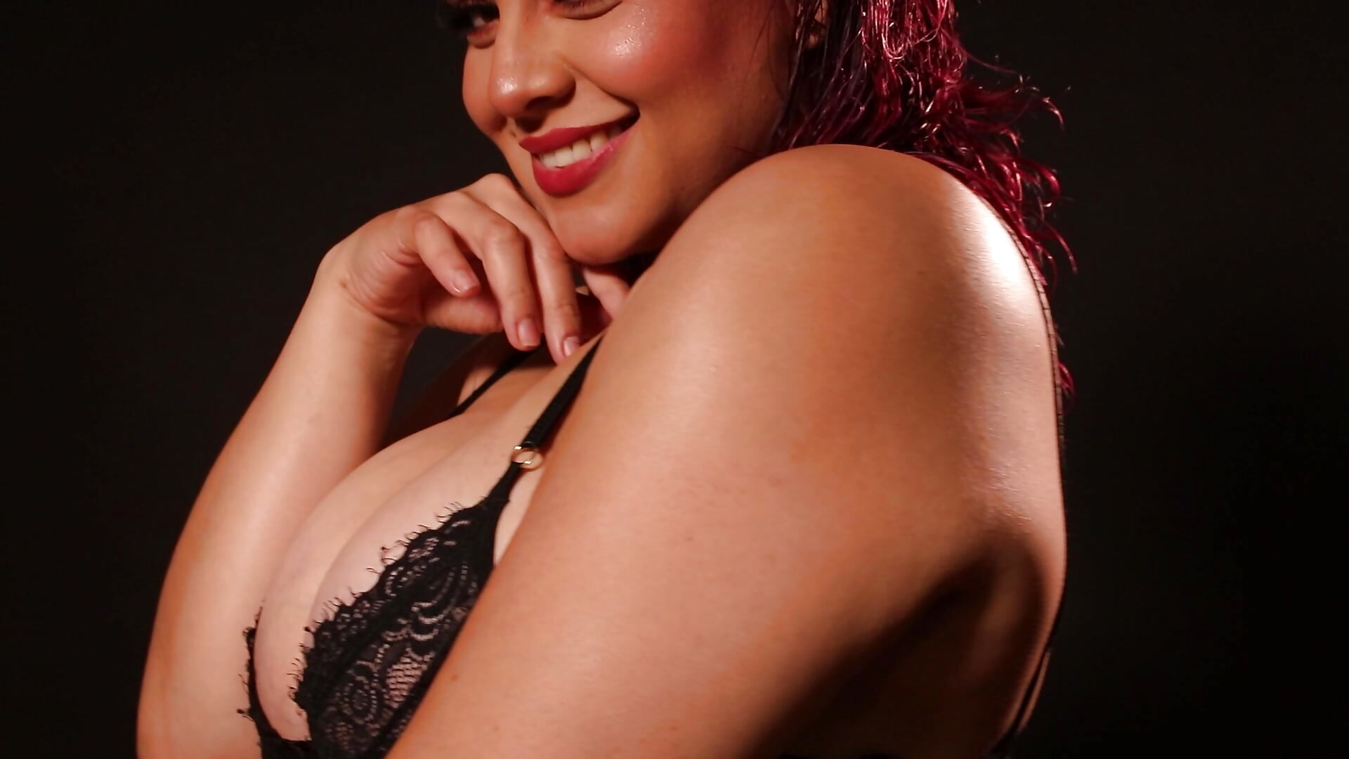 Sexy back ! ;) - Vídeo de Aurora_Luxx, modelo de vídeos