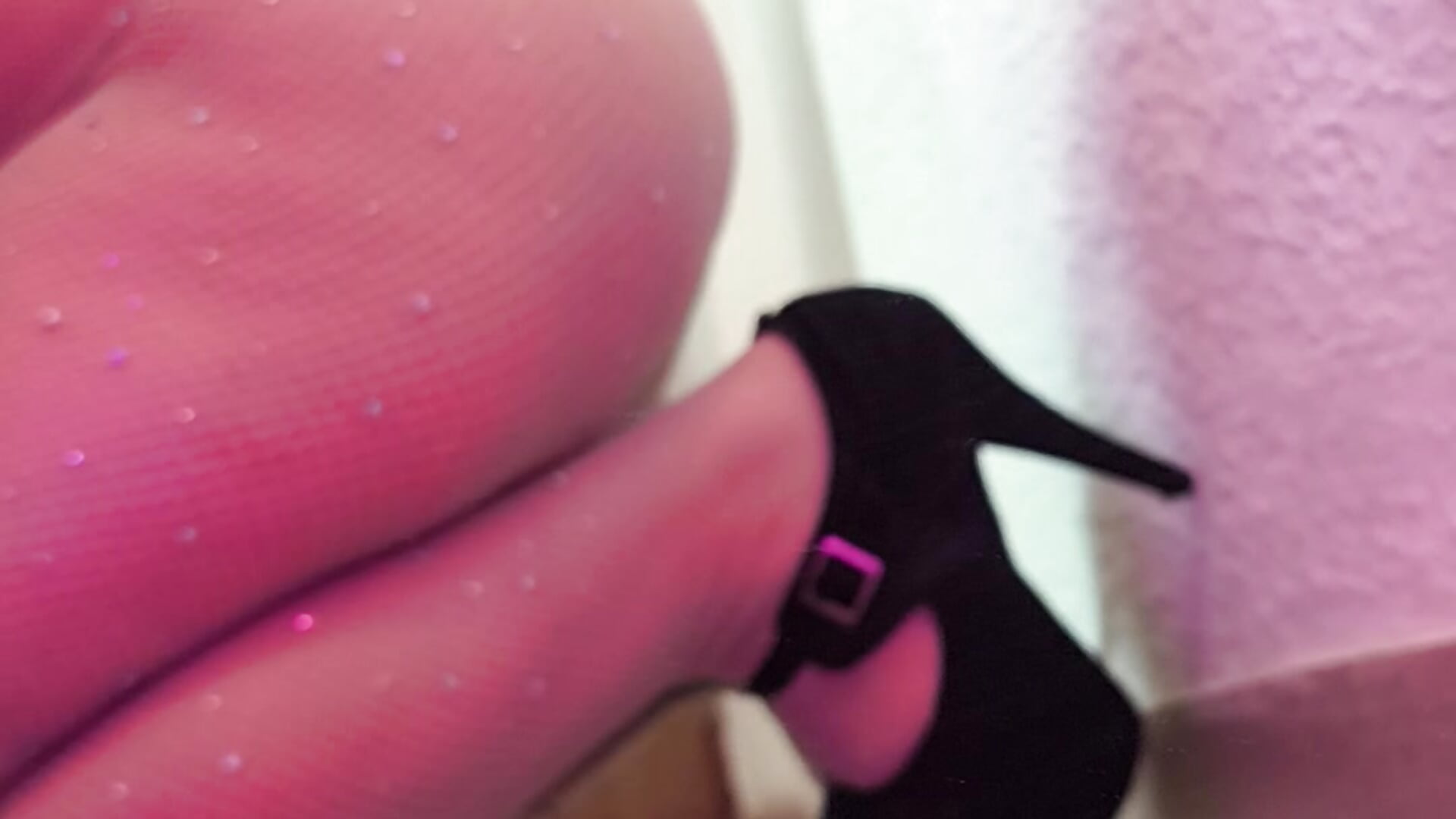 In my cute heels ❤️ - Video von Mysti_rose Cam-Model