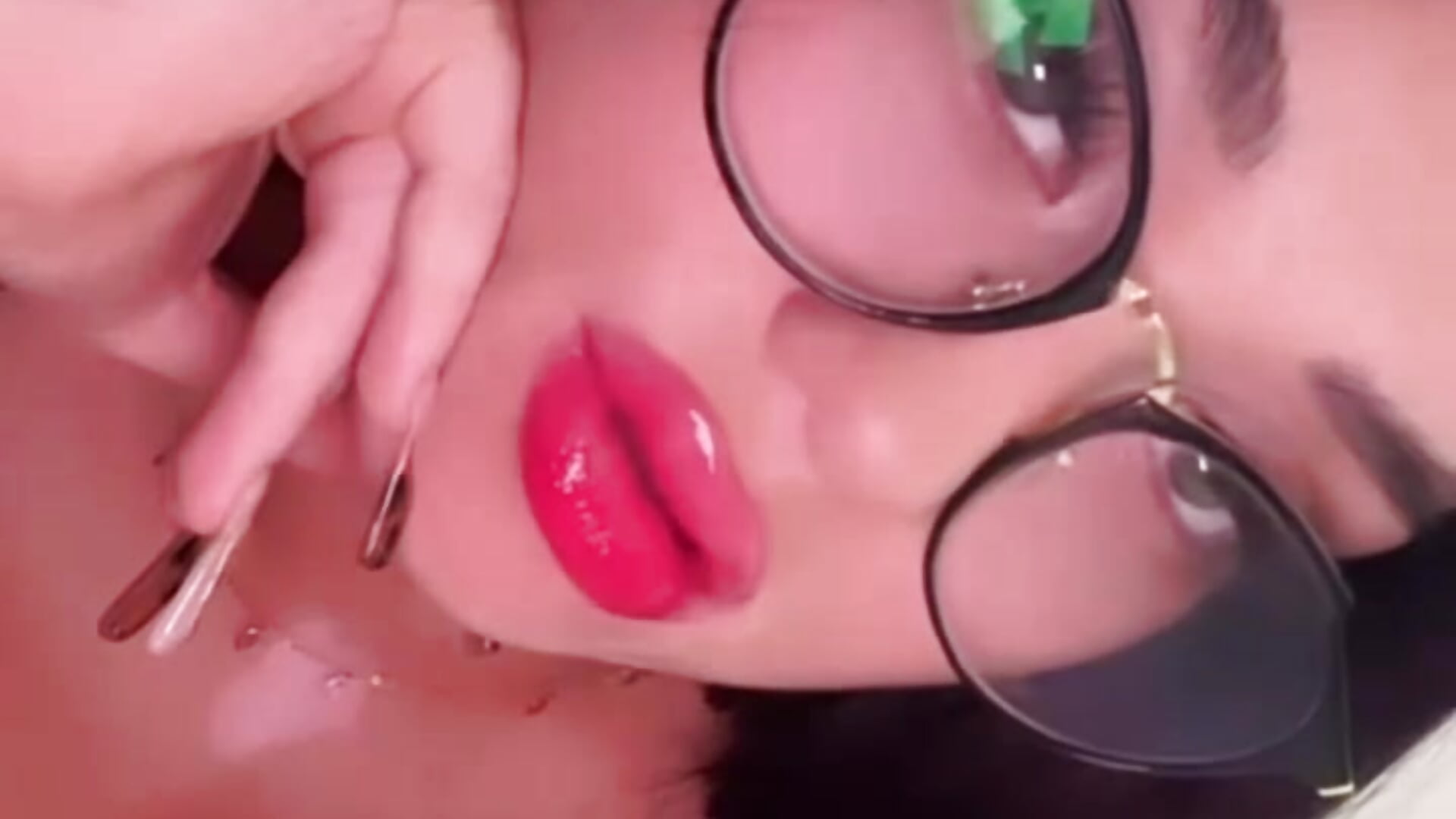 VID-20260610-WA0028 - video oleh model kamera eva2sex