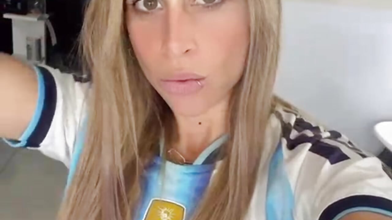 The World Cup begins, let's celebrate! 🩵 - video oleh model kamera NicoleWilder