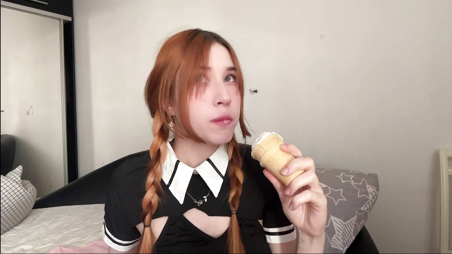 🍧 - סרטון של lady_bb_anna