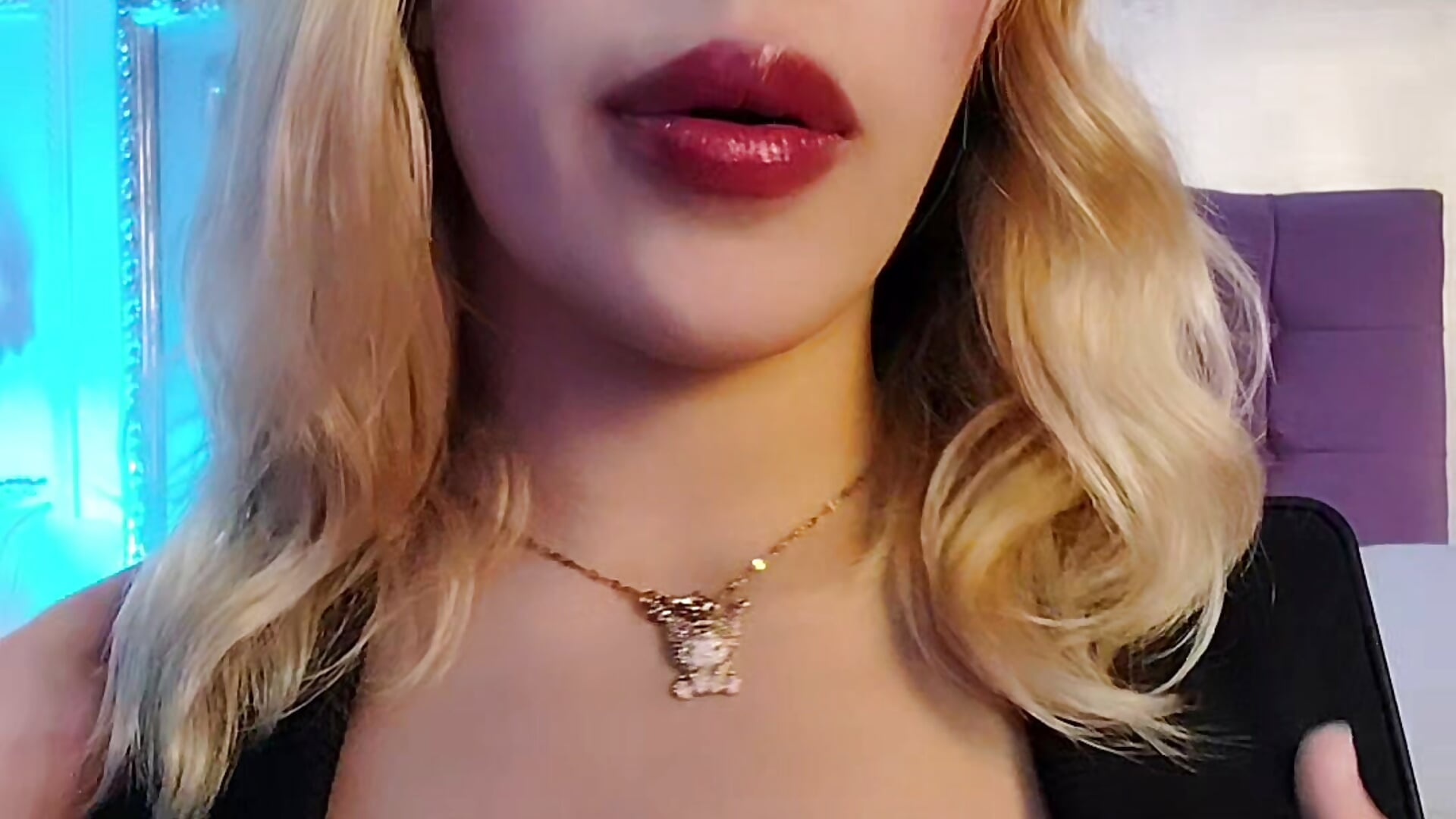 Take off my clothes baby 🔥🔥 - video di AlannaMilan modella di cam