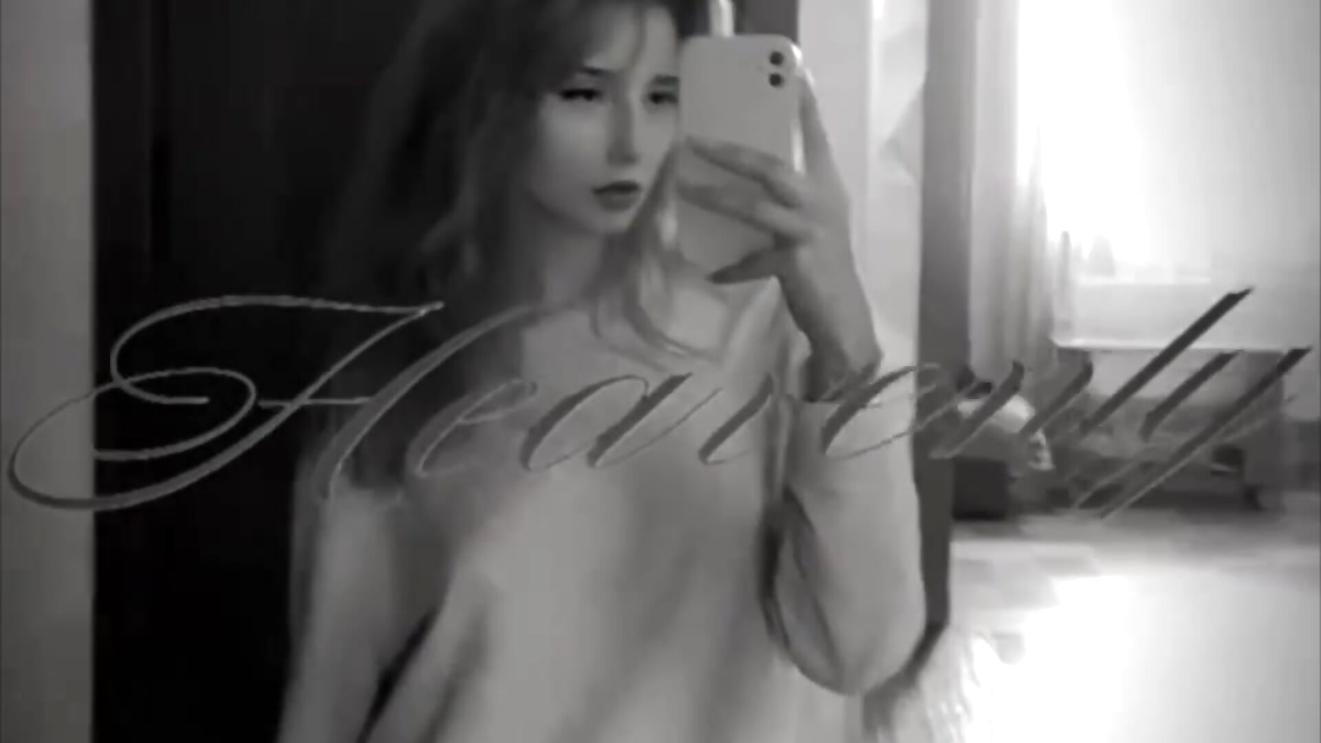 IMG_3624 - video by BeverlyScottish cam model