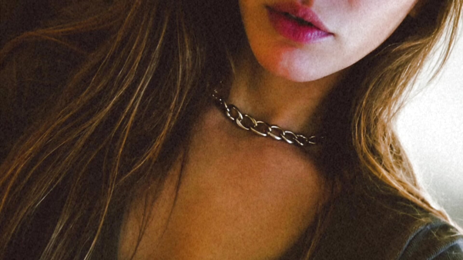 1000172682 - video by Luucy-Fer cam model