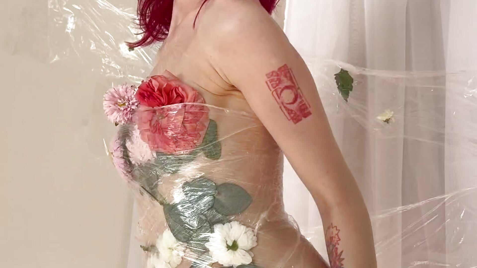 The tenderness of a flower - video by KayleneWesterberg cam model