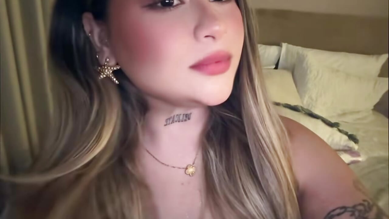 Night 🍸 - Sahury_Sweet adlı kamera modelinin videosu