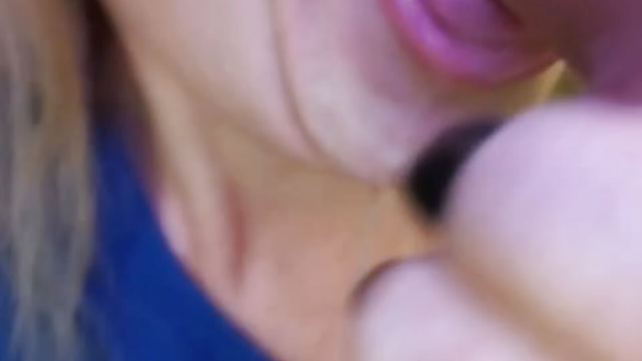 Gagging mit dem Dildo