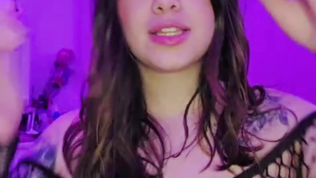 About me🌸 - video by Anny1_Ramirez cam model