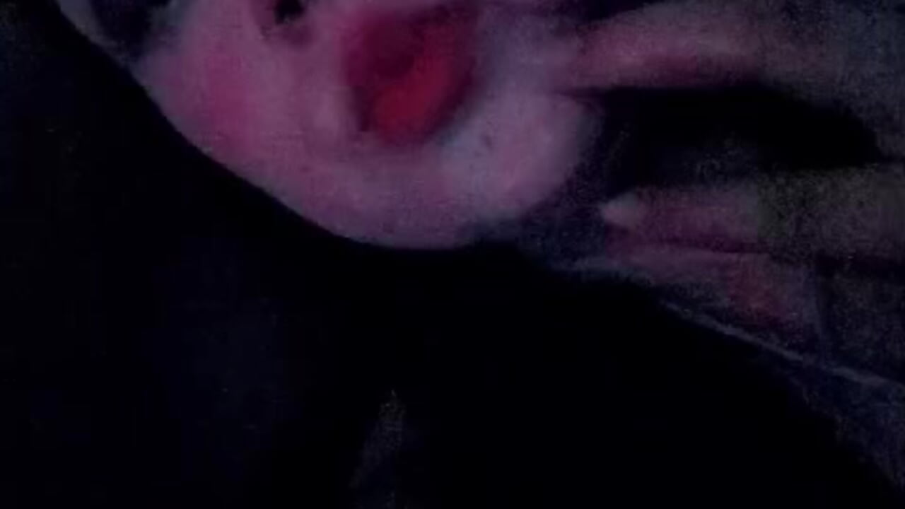 YOUR CUTE ZARA✨ - video by zara_moon1 cam model
