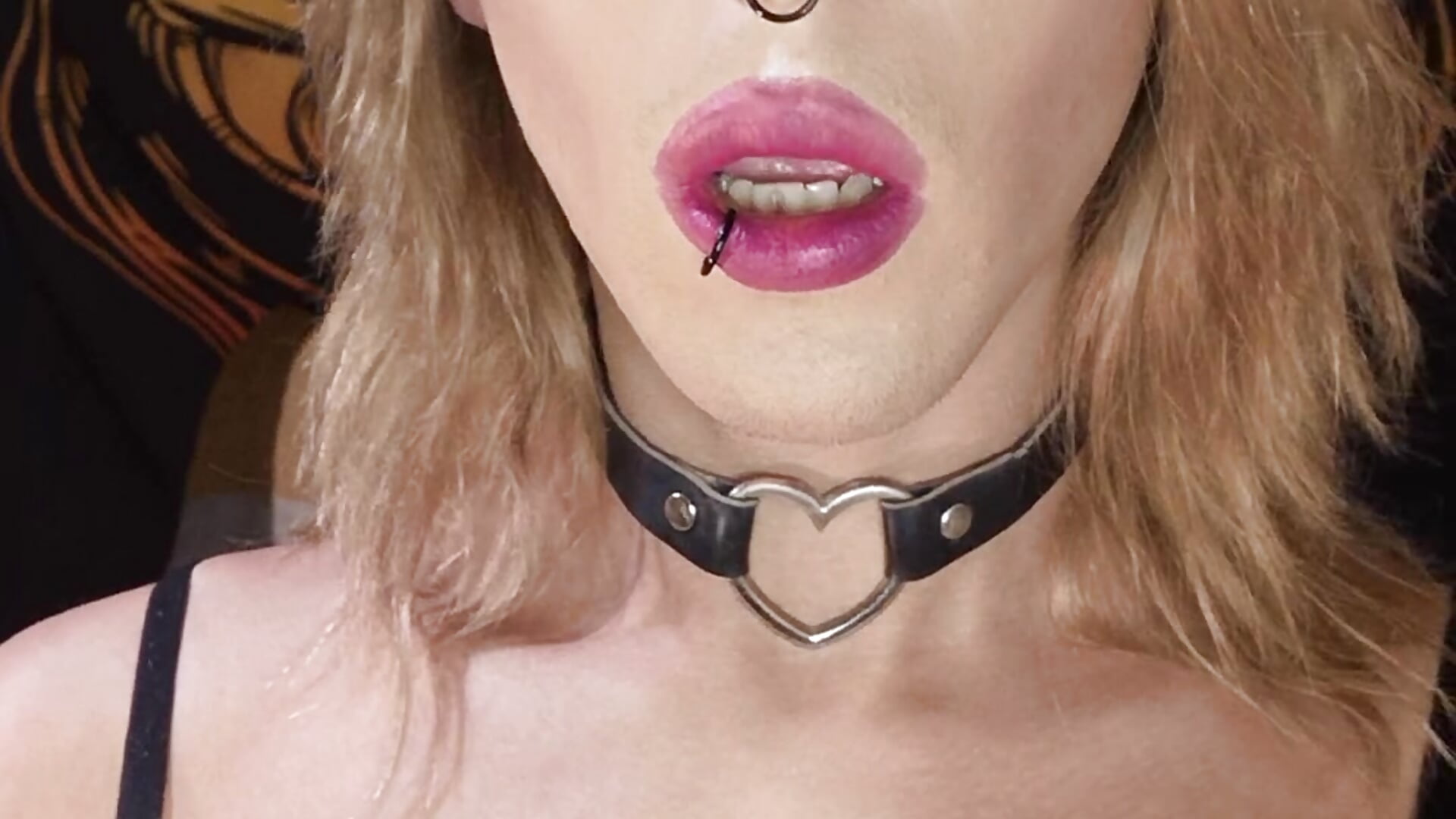 piercing - Video von IvyJoys Cam-Model