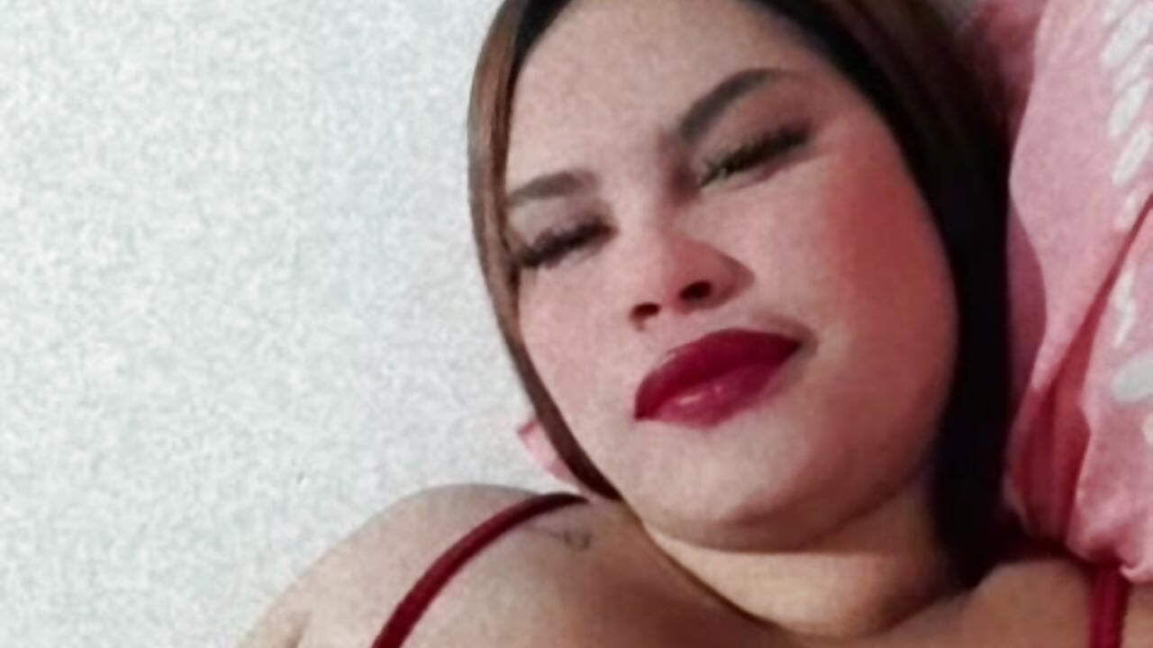 kiss - video by Camila_hott_11 cam model