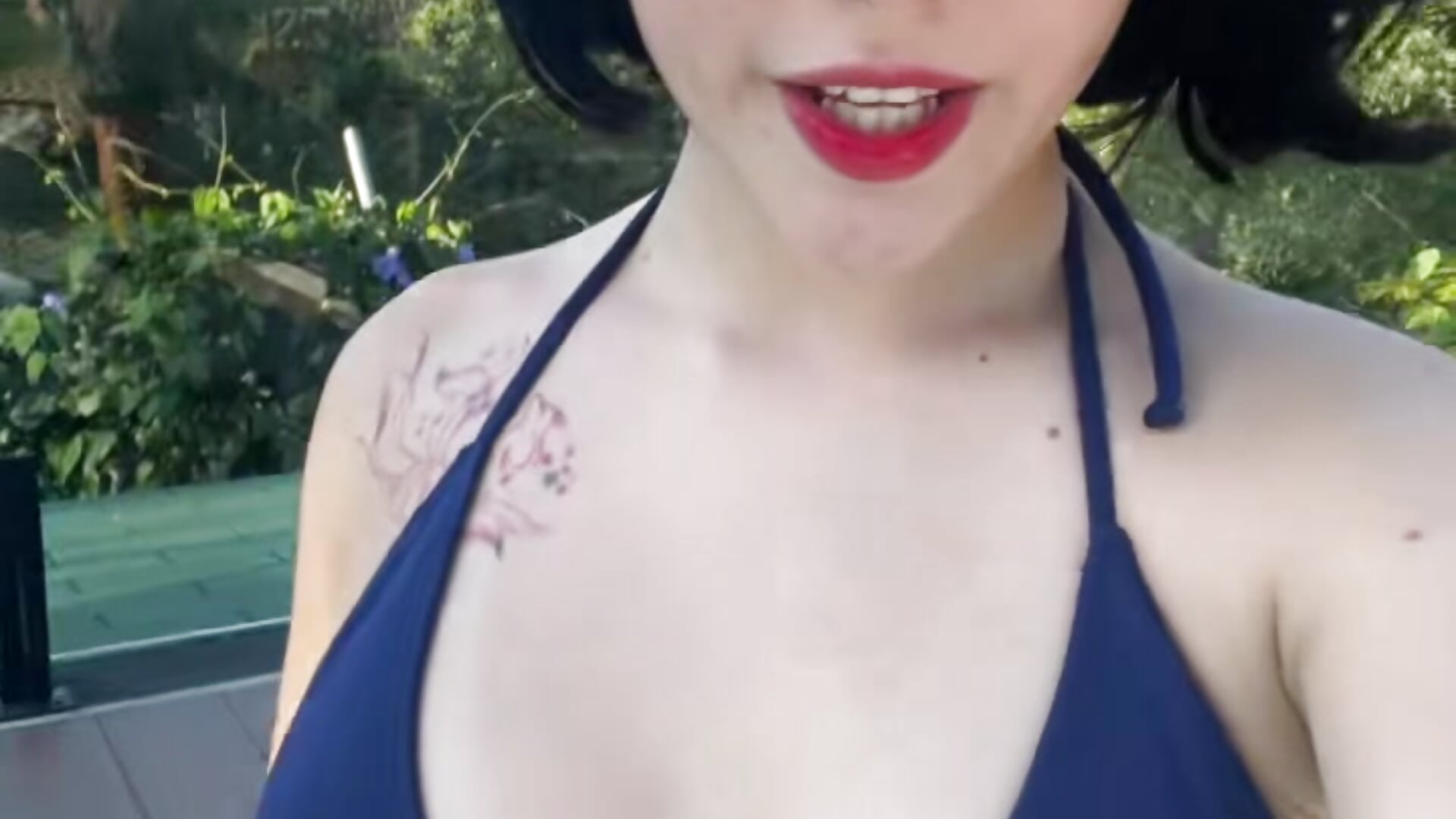 Vanessa - DiamondDKitty adlı kamera modelinin videosu