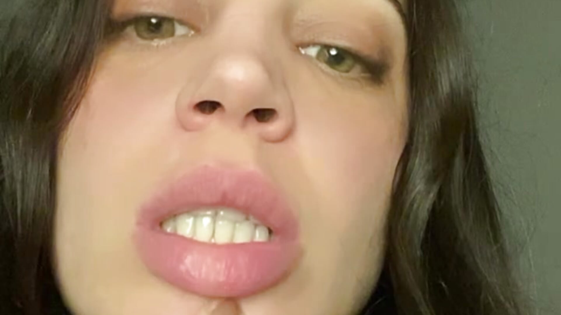 4f826912f51746debeeef672080d3bf3 - video by discobabydisco cam model