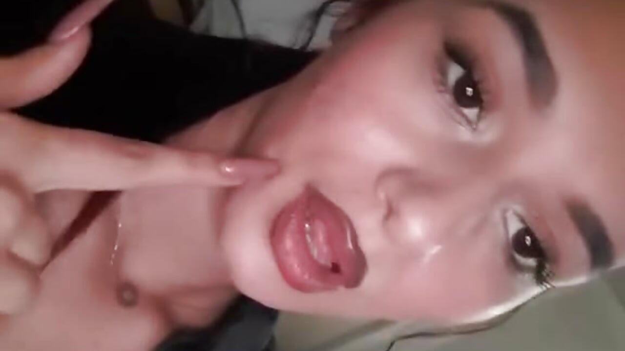 me horny - clip cu Bella19perfect model videochat