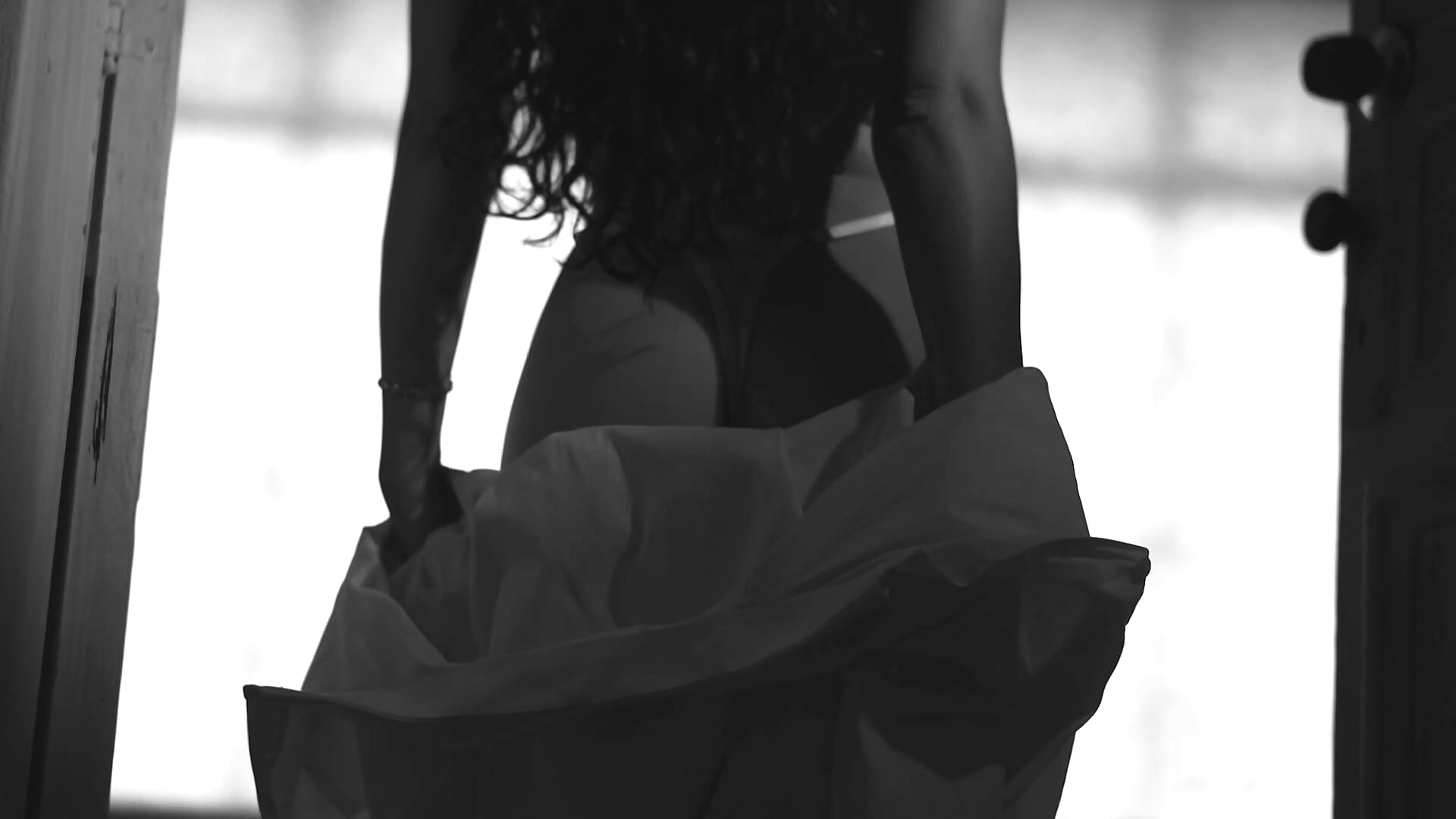 girl curly - video by Maia_Glow cam model