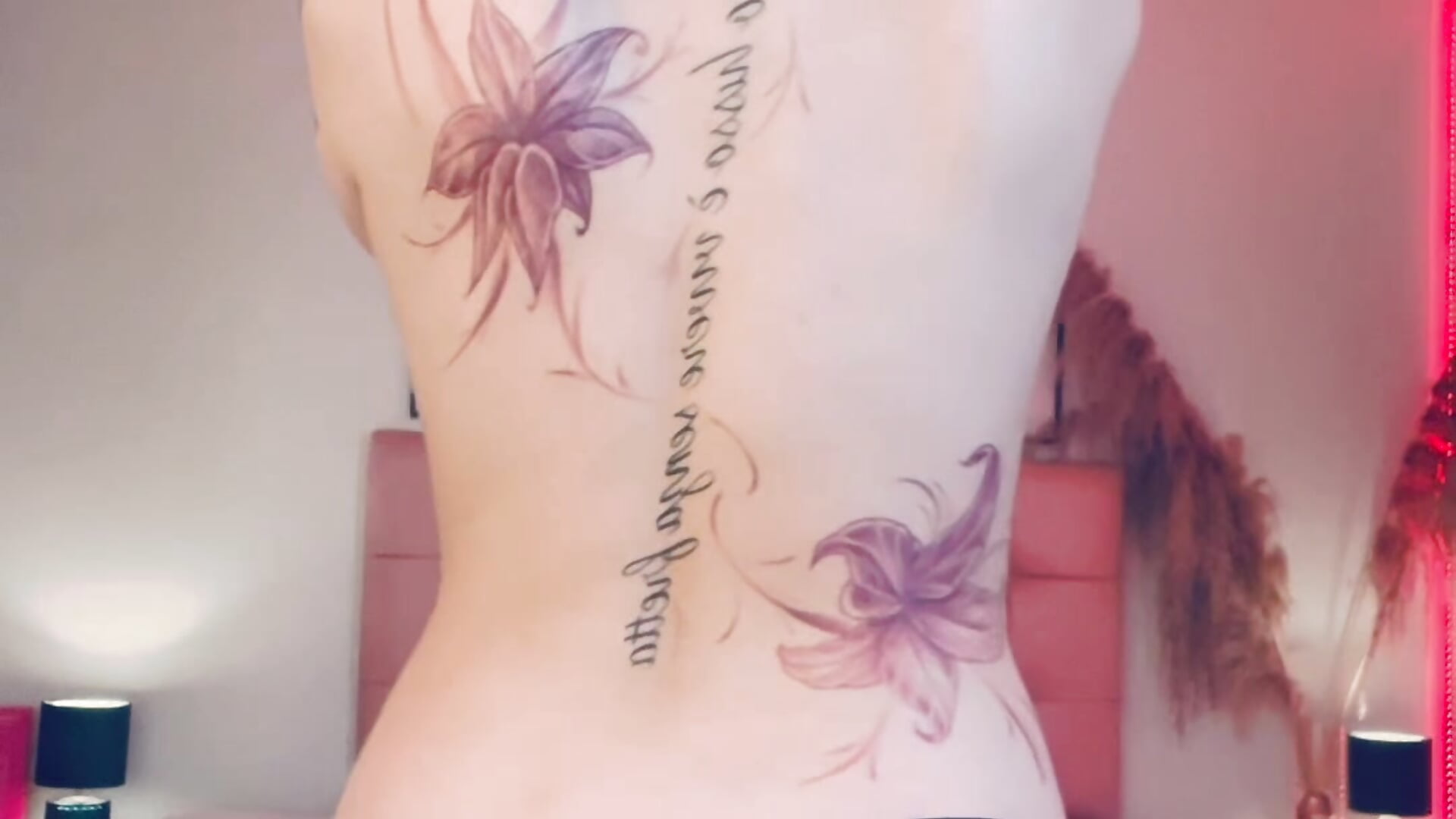 ❤️‍🔥💄🐞 - video by Marilyn_Rosex cam model