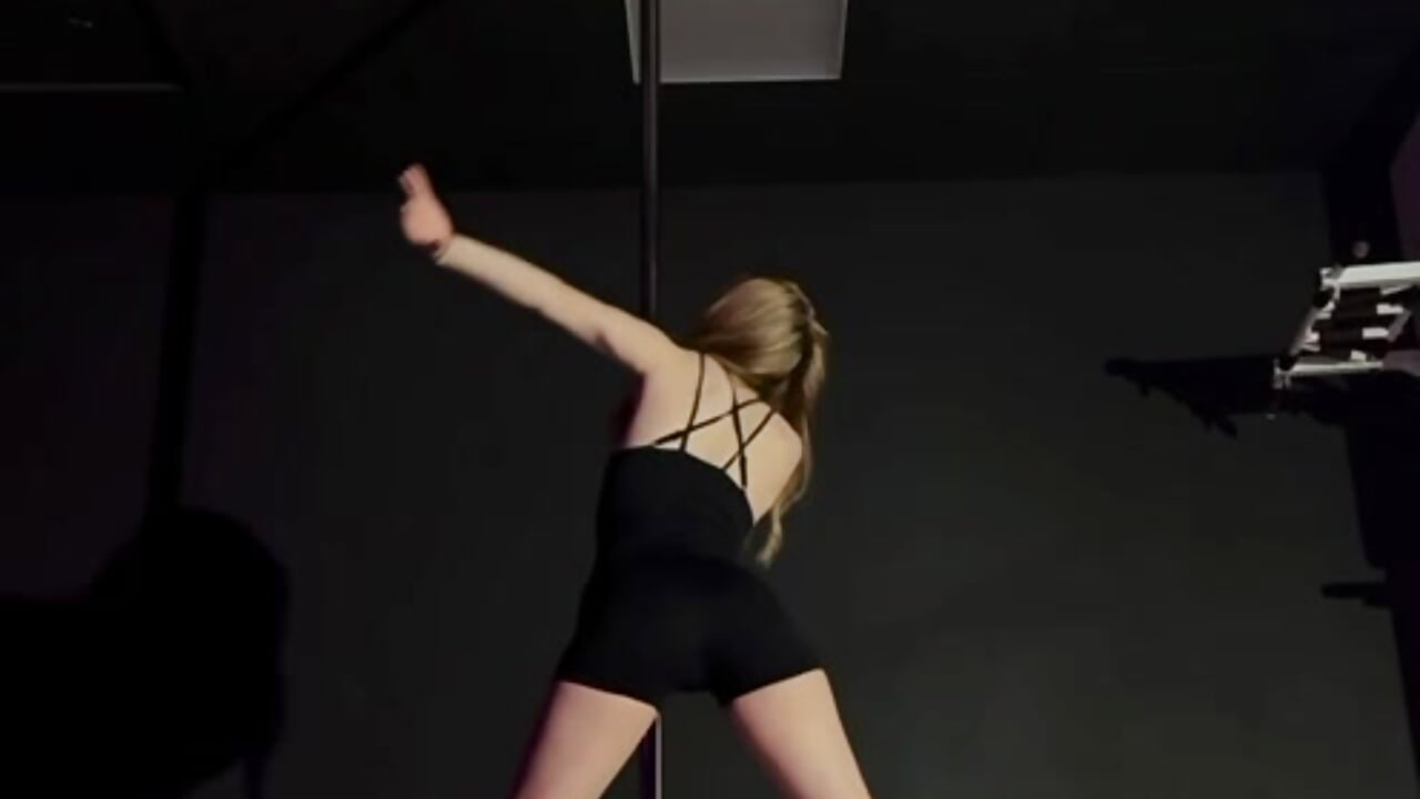Vizzip－カメラキャストのMarielRolosonの動画
