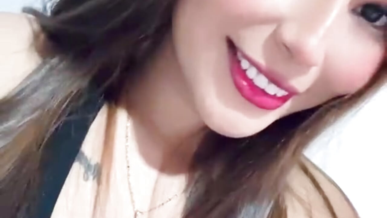 Bby bunny - vidéo du modèle de showcams Bunny_sweet_19_