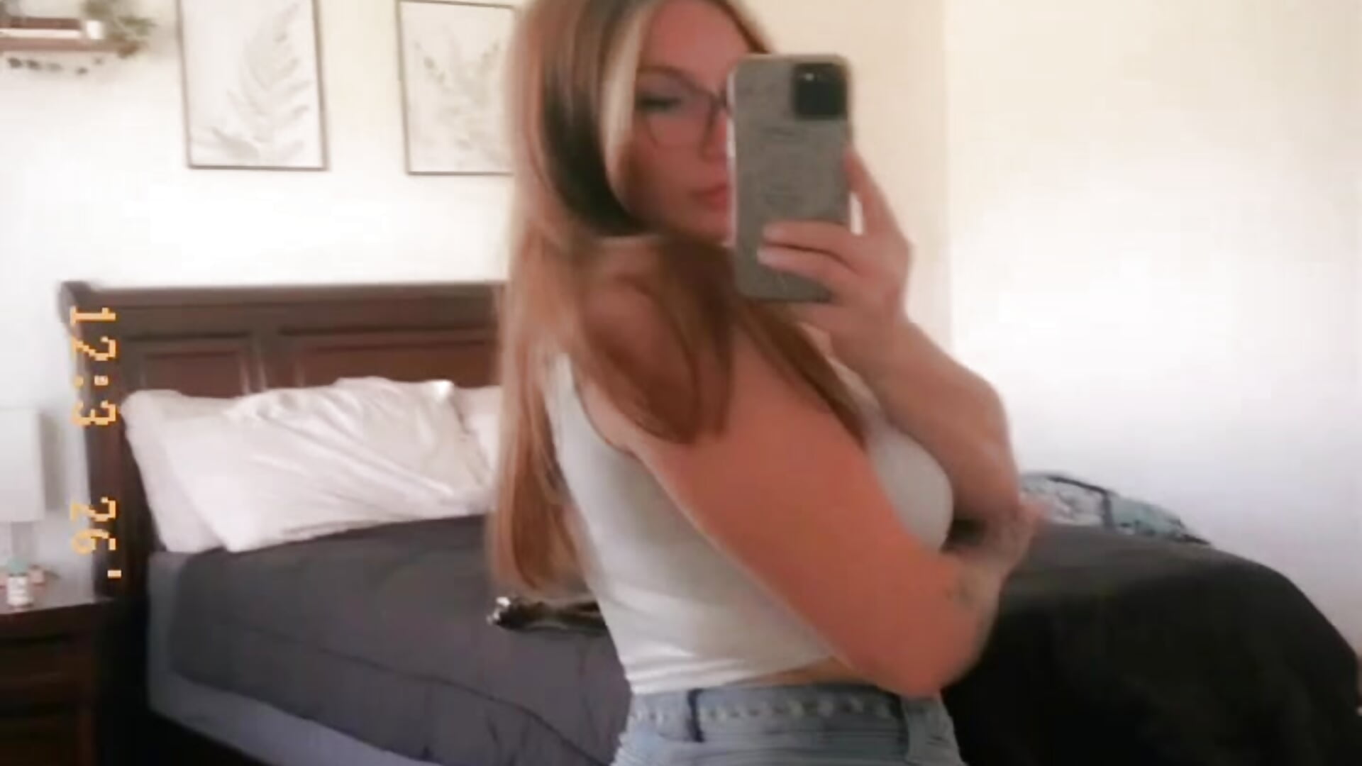 Lil spin 😏 - video by WinterReign12 cam model