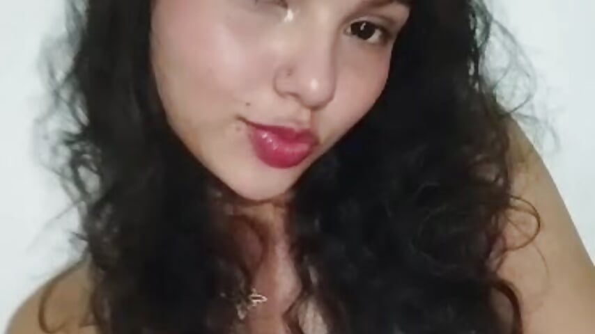 Kissesss ❤️ – video modela na kameri Daliluu