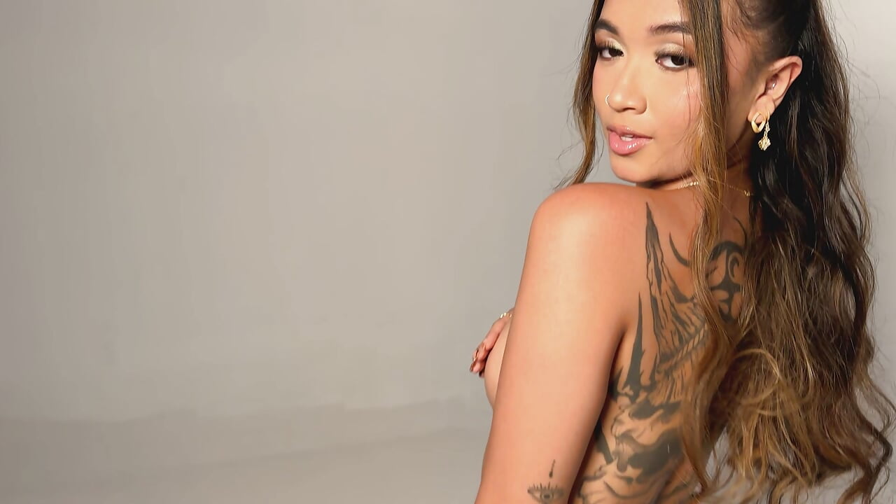 good bby - video by CassieMills cam model