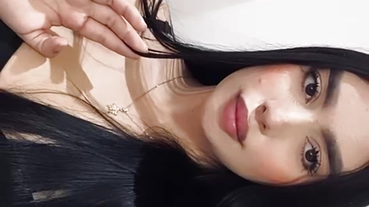 nice to meet you - vídeo de la modelo de cam Kitty_ruiz18