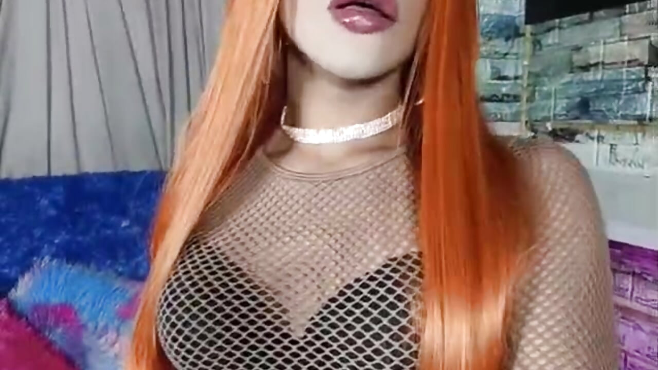 😈