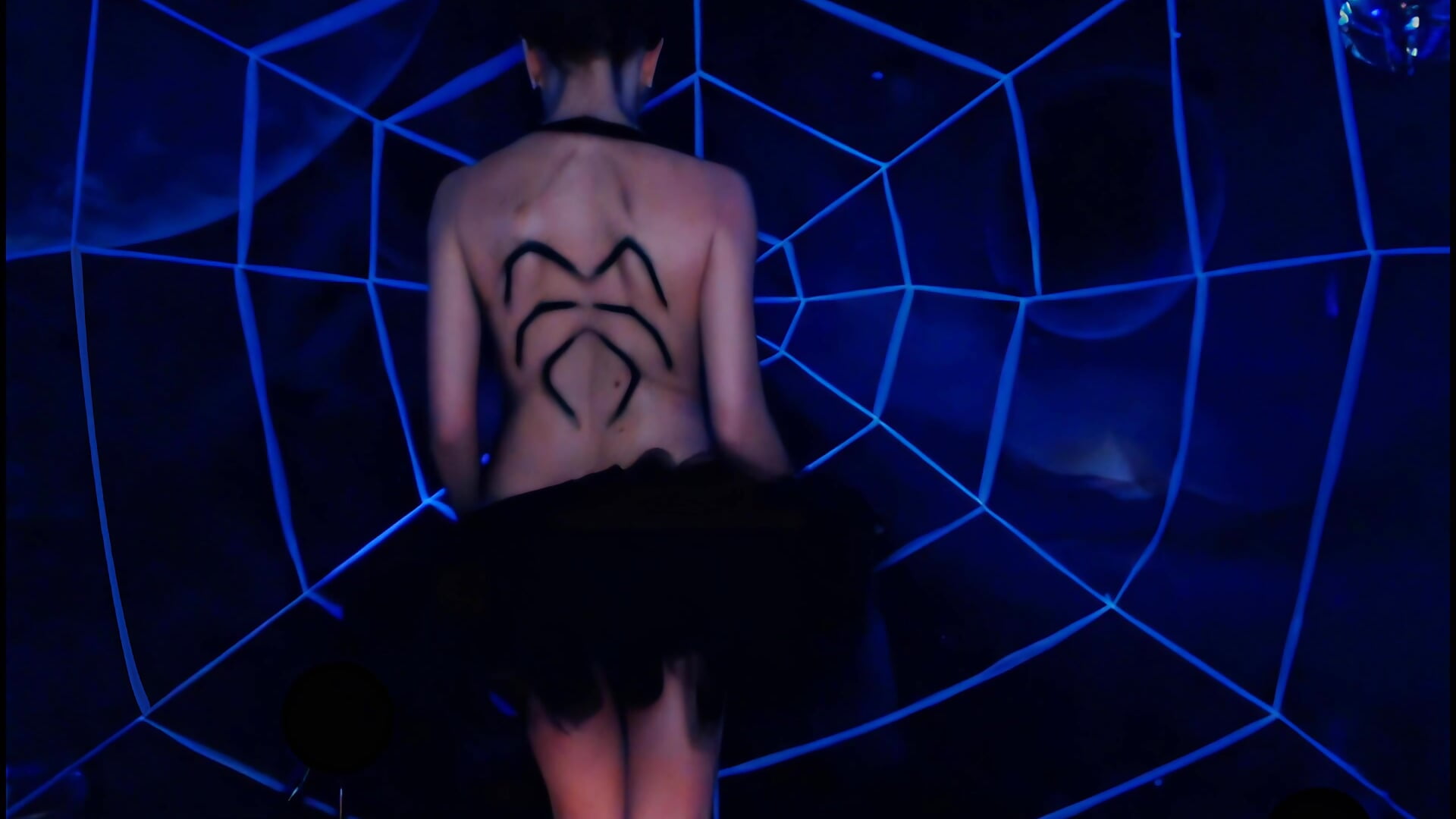 Excerpt #1 from my "Black Widow" Special－カメラキャストのAddictiveLaraの動画
