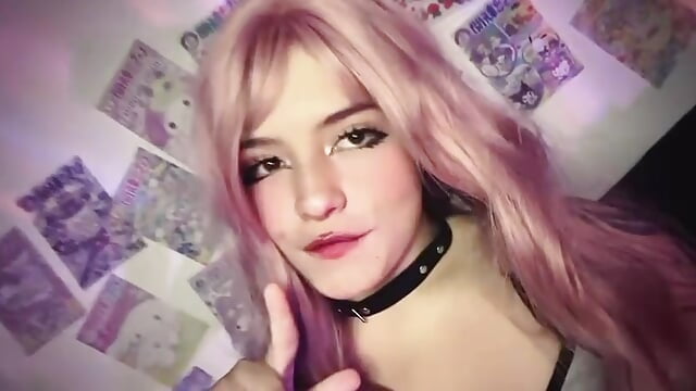 Today I woke up feeling like getting into some mischief… and maybe you can be a part of it. 🐰💗 Are - فيديو من vamp_roxxy موديل الكام
