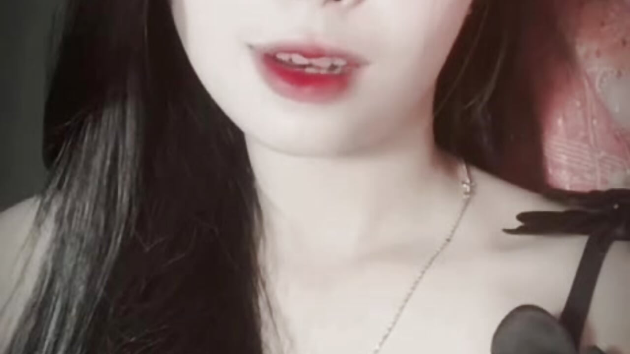 video_2026-06-15_14-23-29 - video by tieuphuong01 cam model