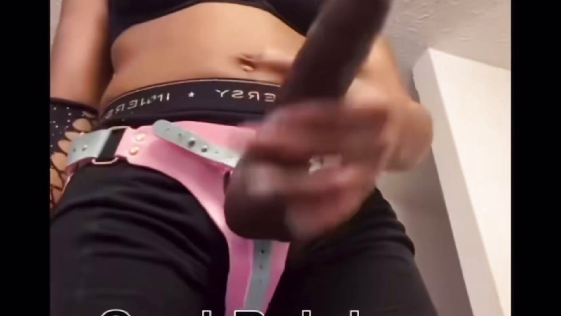Good sluts serve Goddess on their knees — filmik OpalRainbow, modela(-lki) na kamerkach